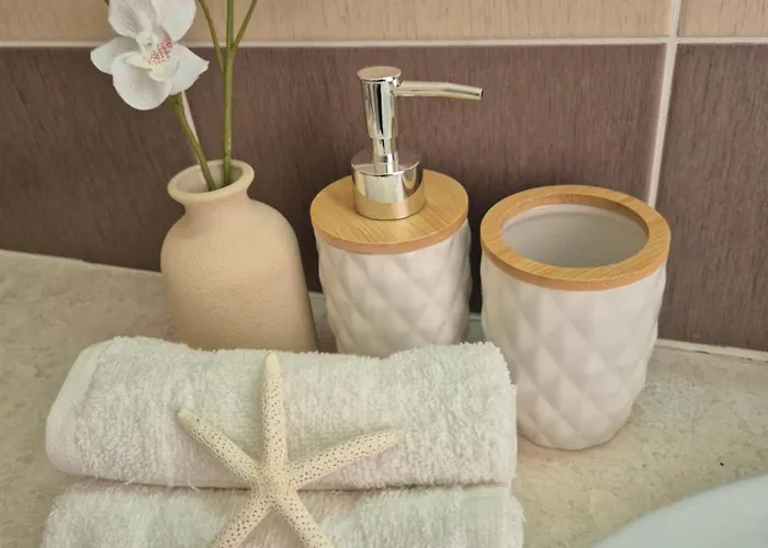 2 Bedroom With Swimming Pool & Sea View Apartamento