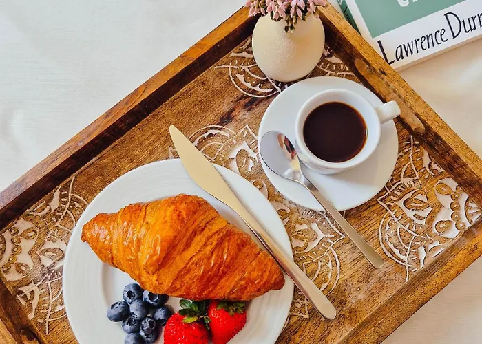 2 Bedroom With Swimming Pool & Sea View * ペイヤ