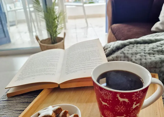 2 Bedroom With Swimming Pool & Sea View * ペイヤ